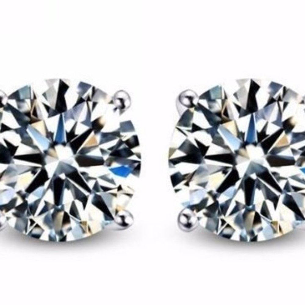 ***SATISFACTION GUARANTEED*** .925 Sterling Silver CZ Diamond Stud Earrings - Picture 9 of 10